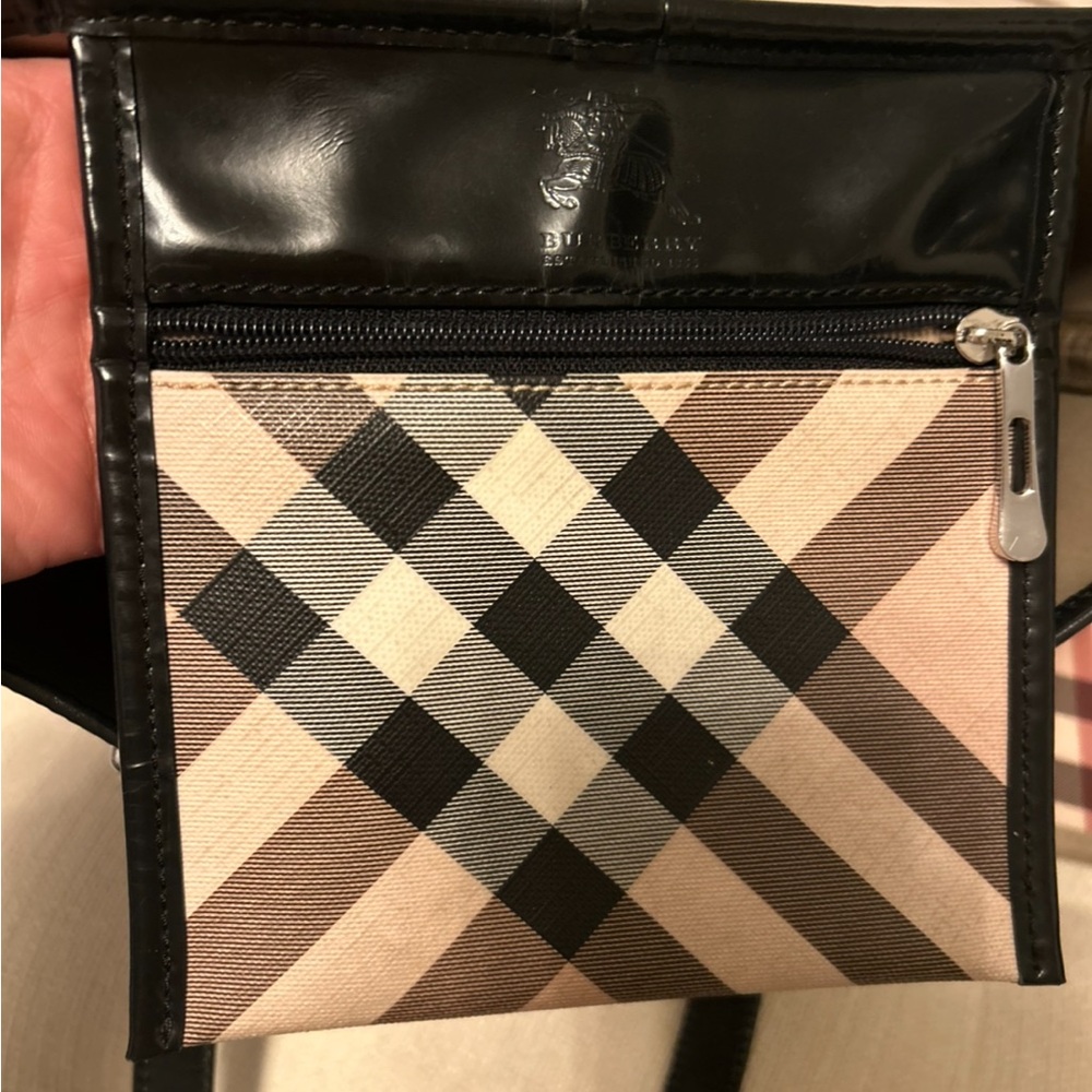Burberry Tan/Black/Red Plaid CanvasTote Black Patent Leather Silver9.5”x9.5”x5” - Picture 14 of 17